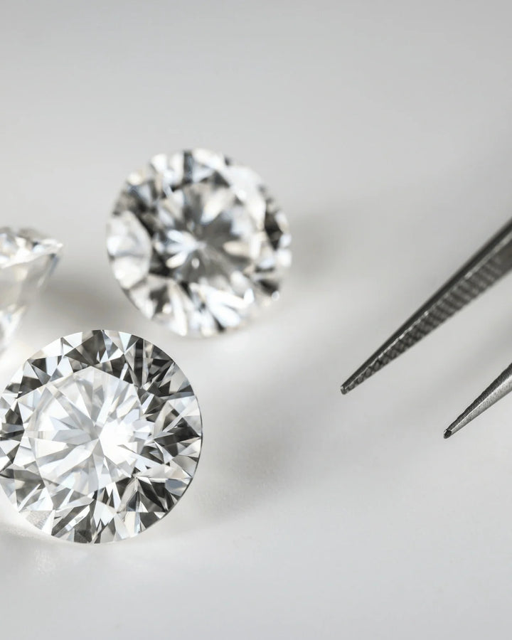 ✨ 1. Why Minimal Jewelery Is the New Luxury