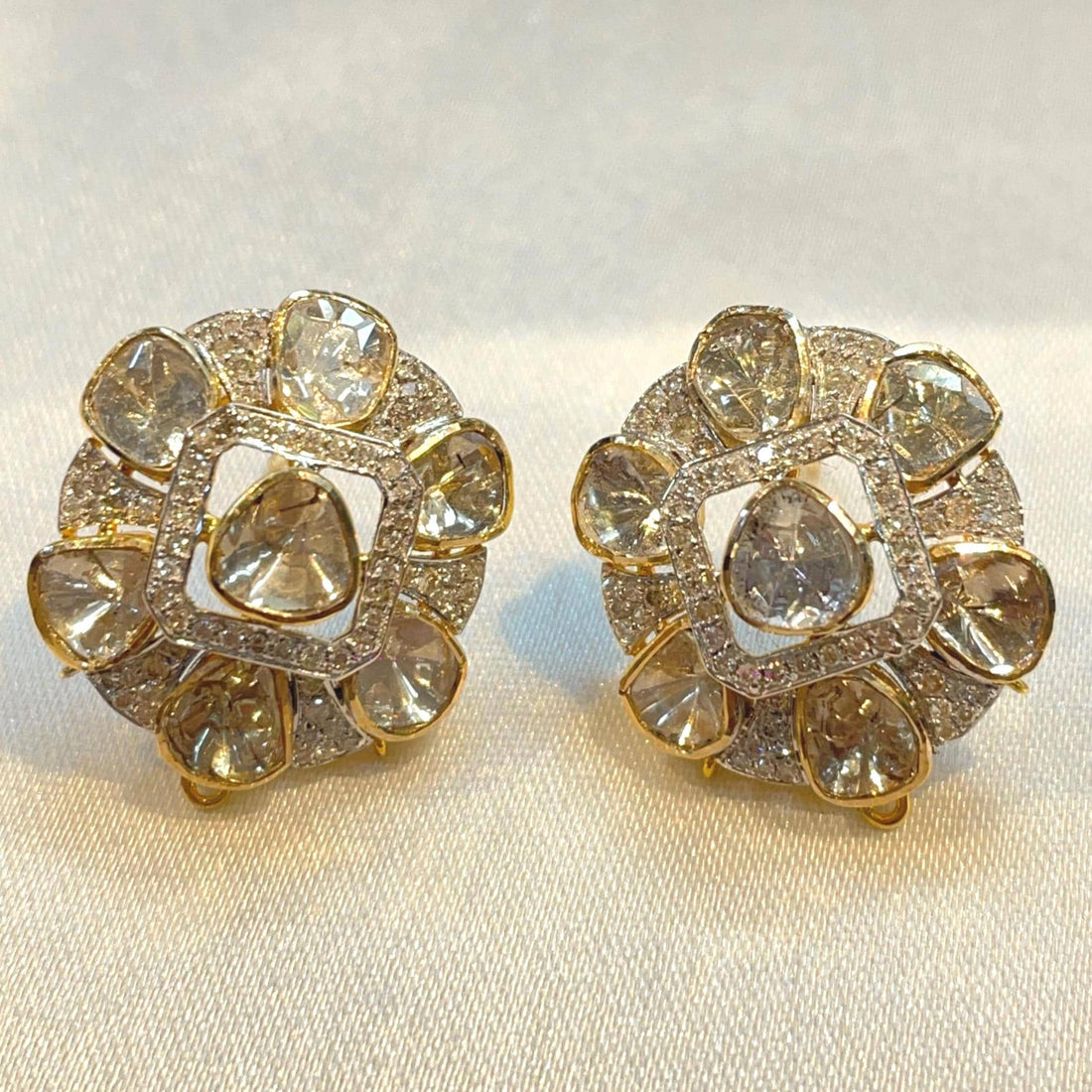 Luxury Vintage-Inspired Diamond Bridal Earrings Suvera Jewelery 14k_Gold_Earrings Anniversary_Gift Bridesmaid_Gift Diamond_Earrings Diamond_Studs Earring_Studs Flower Gift_For_Her Gold_Hoops Gold_Jewelry Gold_Stud Solid_Gold_Earrings