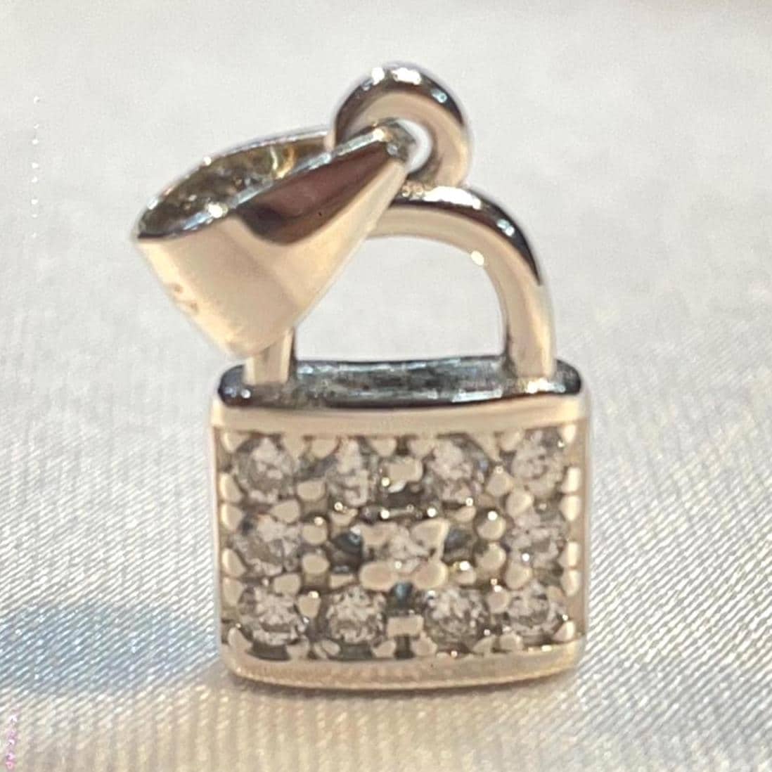 Crystal-Encrusted Sterling Silver Lock Pendant, Symbol of Love & Security Suvera Jewelery birthday_gift birthstone_necklace charm_necklace Christmas_Gift custom_pendant dainty_necklace diamond_necklace everyday_necklace gift_for_her