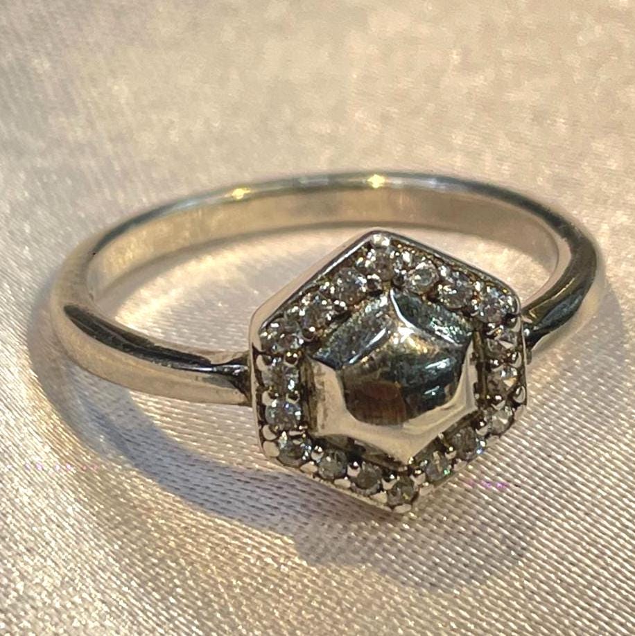 Dainty Hexagon Geometric Cluster Ring in Sterling Sterling Suvera Jewelery 925_Silver_Ring Anniversary_Gift Birthday_Gift CZ_Halo_Ring Delicate_Ring Engagement_Ring Fine_Jewelry Gift_for_Her Hexagon_Halo_Ring Minimalist_Ring Promise_Ring