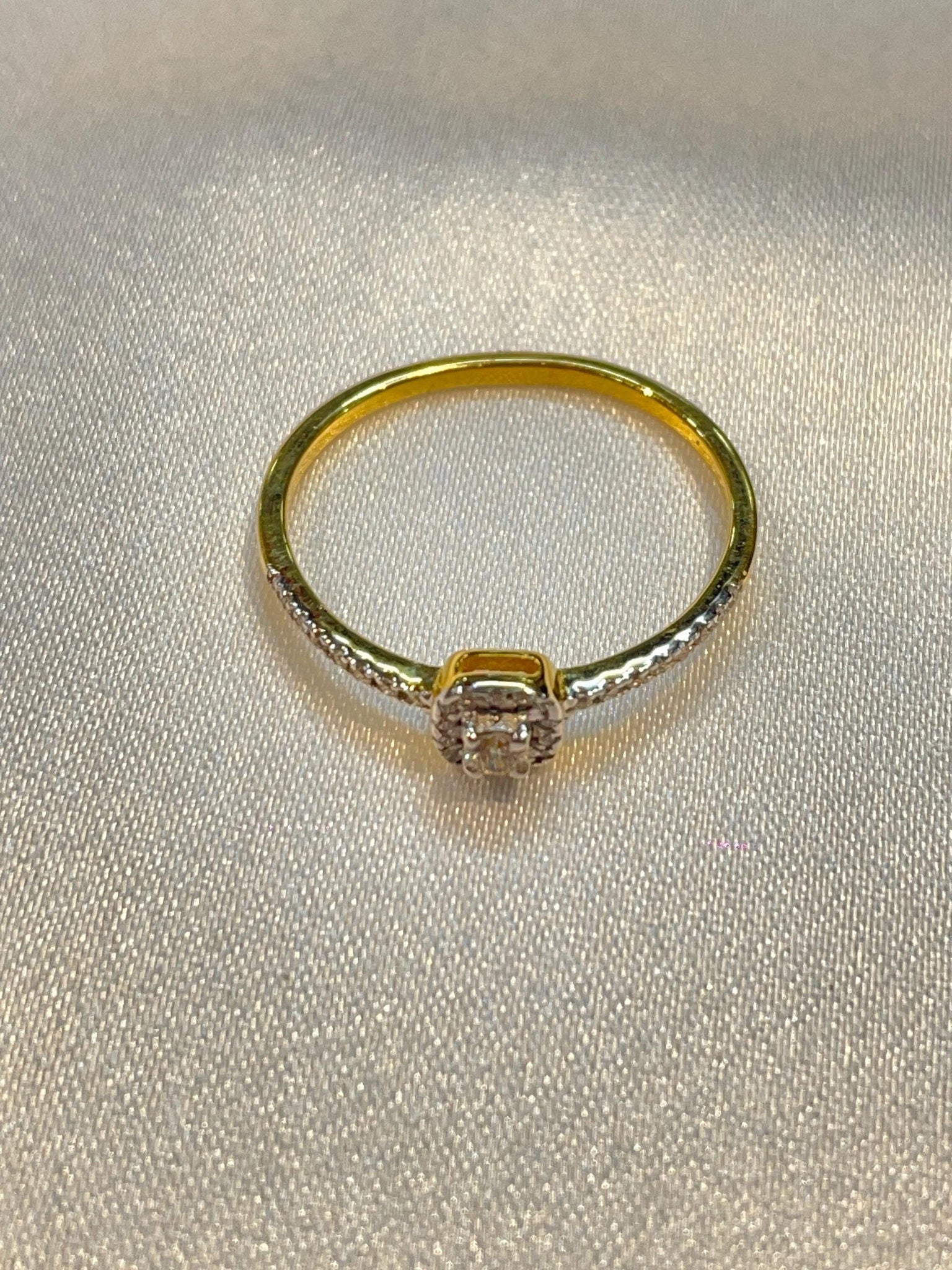 Cushion Halo Pavé Band Ring for Wife Suvera Jewelery 14k_Gold_Ring 18k_Gold_Ring Anniversary_gift Cocktail_Ring Dainty_Gold_Ring Diamond_Ring Engagement_Ring Gift_for_Her Gold_Jewelry Gold_Ring Promise_Ring Solid_Gold_Ring y2k_ring