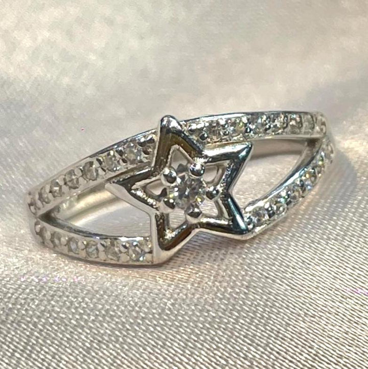 =Shining Star Split Band Ring in Sterling Silver for Her Suvera Jewelery 925_Silver_Ring birthday_gift Cocktail_Ring Curved_Wedding_Band dainty_silver_rings Diamond_Ring engagement_rings Gift_for_Her handmade_jewelry Minimalist_Ring Silver_Ring