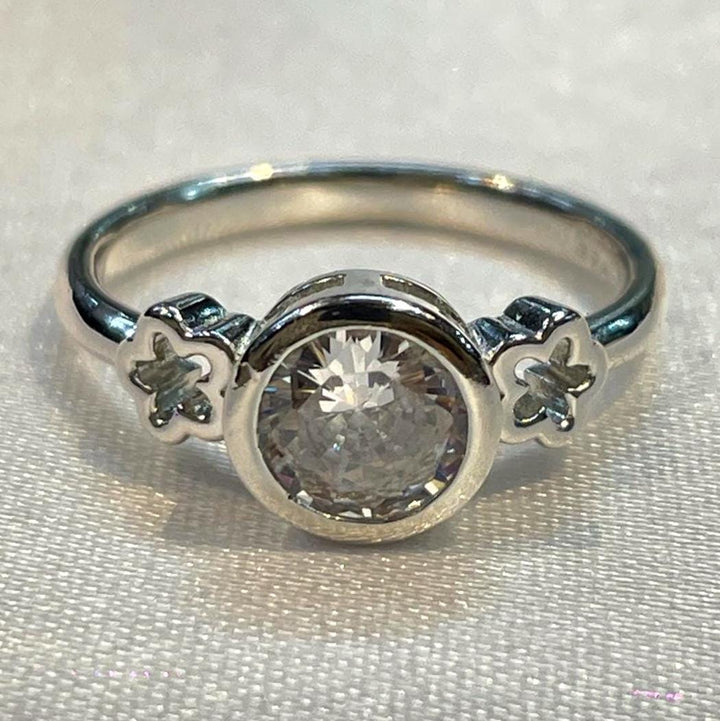 Sterling Silver CZ Bezel Solitaire Ring With Floral Side Motifs Suvera Jewelery 925_Silver_Jewelry Anniversary_Gift Christmas_Gift CZ_Diamond_Band Dainty_Ring Delicate_Ring Engagement_Band Gift_For_Her Proposal_Band Silver_Ring