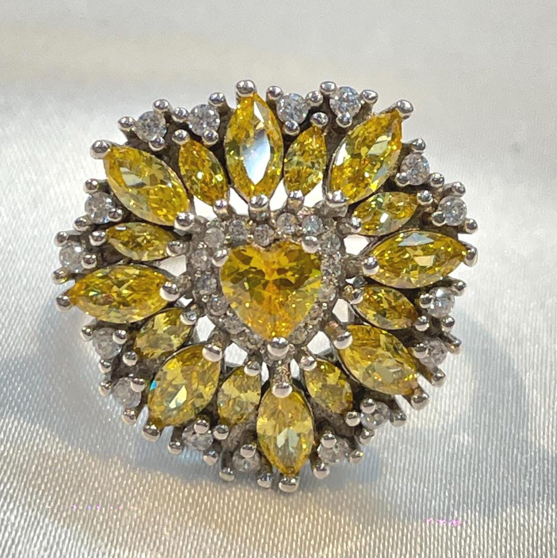 Floral Cluster Cocktail ring with marquise yellow CZ petals surrounding Heart-cut Diamond Suvera Jewelery 925_Silver_Ring Dainty_Silver_Ring Diamond_Ring Engagement_Ring Flower_Ring Gift_for_Him Personalized_Gift Promise_Ring Silver_Ring