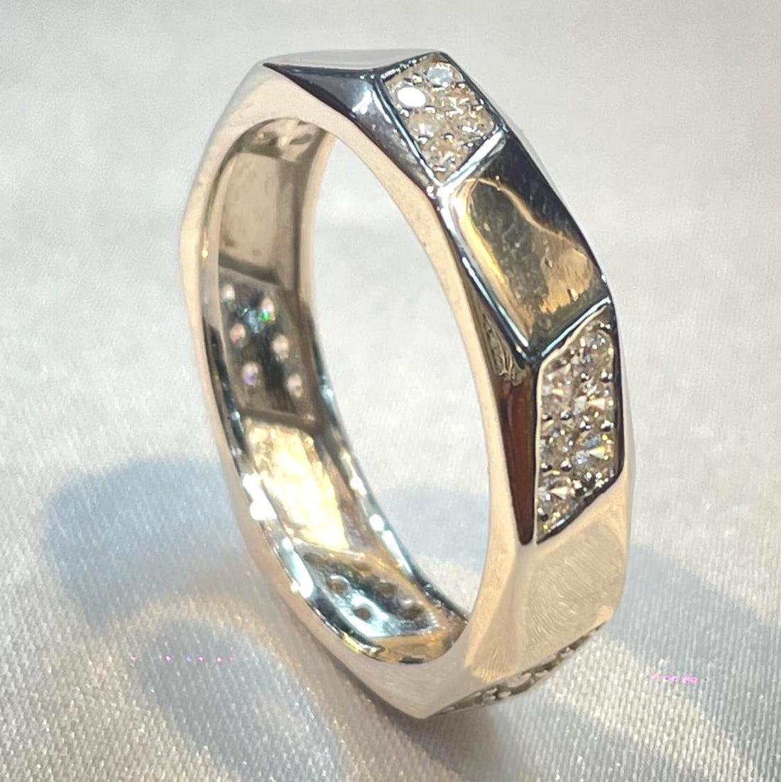 Alternating Minimalist Cz Pavé Set Ring Suvera Jewelery 925_Silver_Ring Dainty_Silver_Ring Diamond_Ring Engagement_Ring Eternity_Band Gift_for_Him Handmade_Jewelry Personalized_Gift Promise_Ring Silver_Ring silver_ring_men Statement_Ring