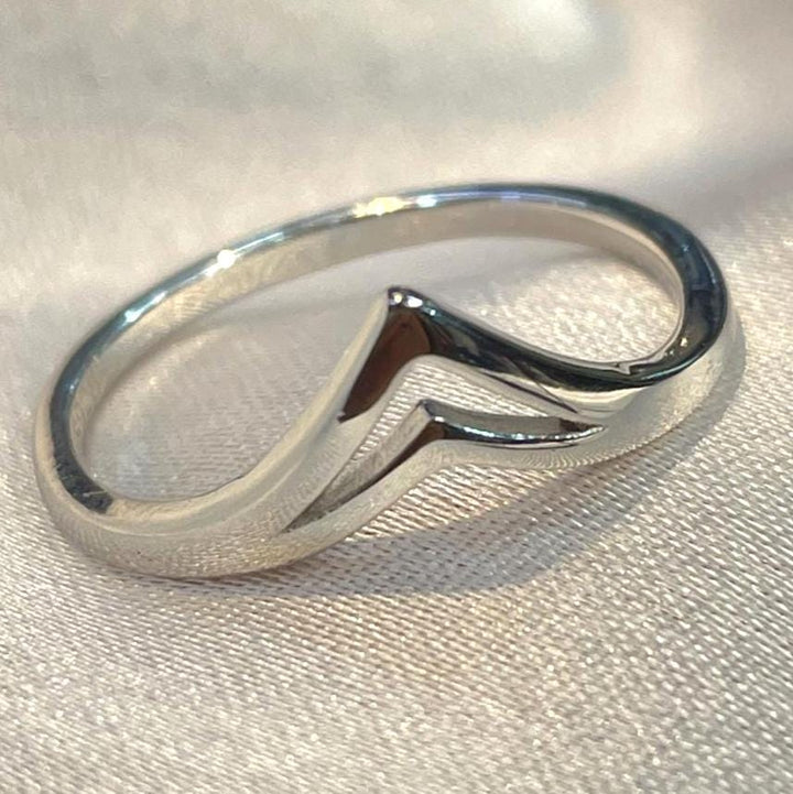 Classic Double Chevron Stackable Ring for Her Suvera Jewelery 925_Silver_Ring birthday_gift chunky_rings Cocktail_Ring curved_wedding_band dainty_silver_rings Diamond_Ring engagement_rings eternity_ring Gift_for_Her Promise_Ring Silver_Ring