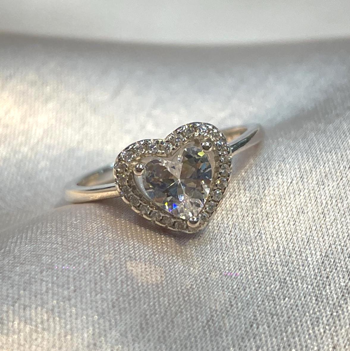 Heart-Shaped Solitaire Halo Ring for Her Suvera Jewelery 925_Silver_Ring birthday_gift chunky_rings Cocktail_Ring Dainty_Ring dainty_silver_rings Diamond_Ring engagement_rings Gift_for_Her Heart Promise_Ring Silver_Ring wedding_gift