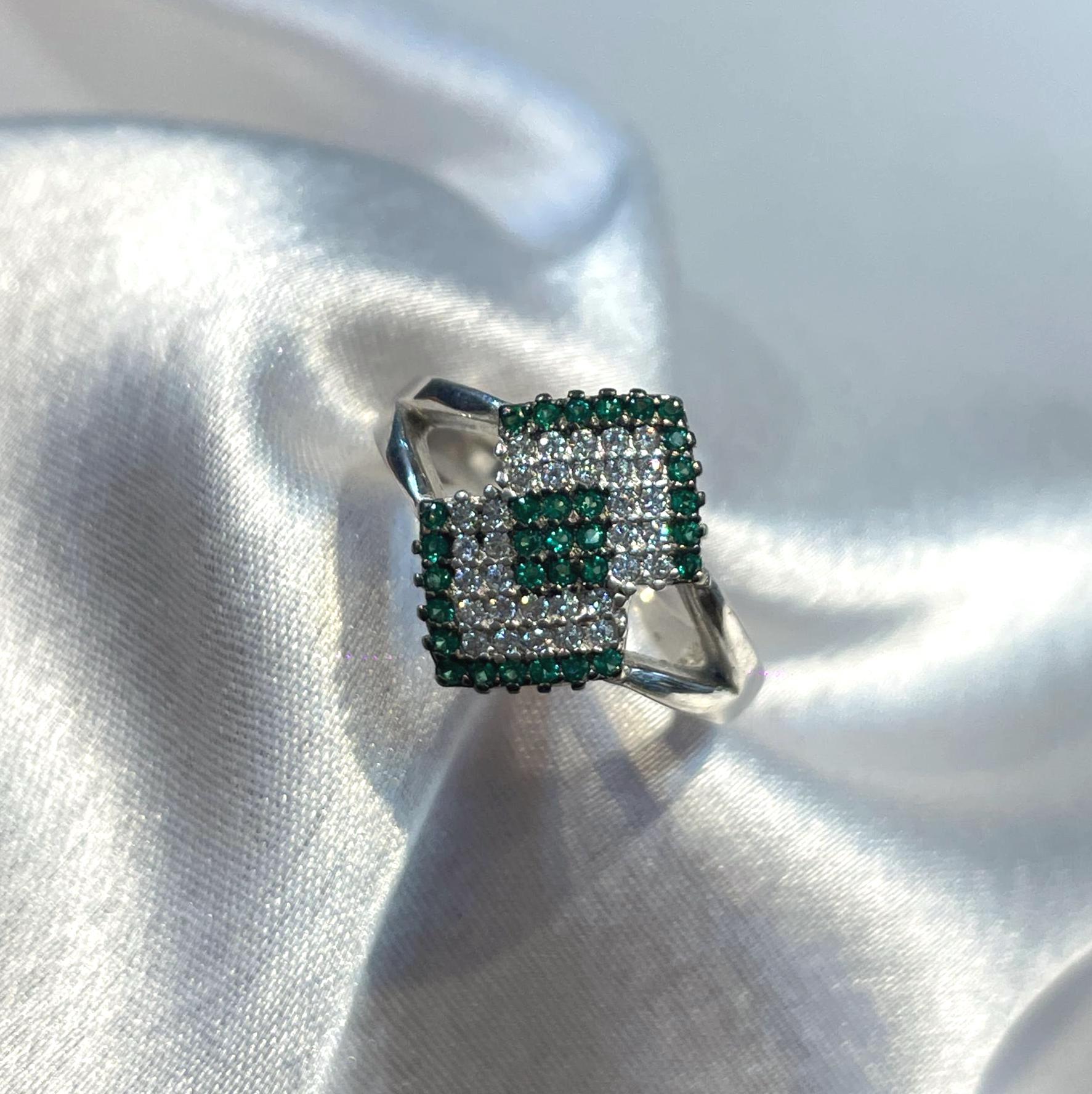 Luxury Emerald Green & Diamond Geometric Ring in Silver Suvera Jewelery 925_Silver_Ring Cocktail_Ring Dainty_Silver_Ring Diamond_Ring Engagement_Ring Gift_for_her Handmade_Jewelry Handmade_Ring Minimalist_Jewelry Personalized_Gift Promise_Ring