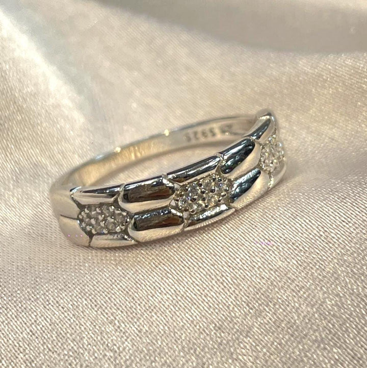 Geometric Cz Studded Band For Her Suvera Jewelery 925_Silver_Jewelry Anniversary_Gift Christmas_Gift CZ_Diamond_Band Engagement_Band Gift_For_Her Promise_ring Proposal_Band Silver_Ring Sterling_Silver_Ring Valentine's_Gift Wedding_Band