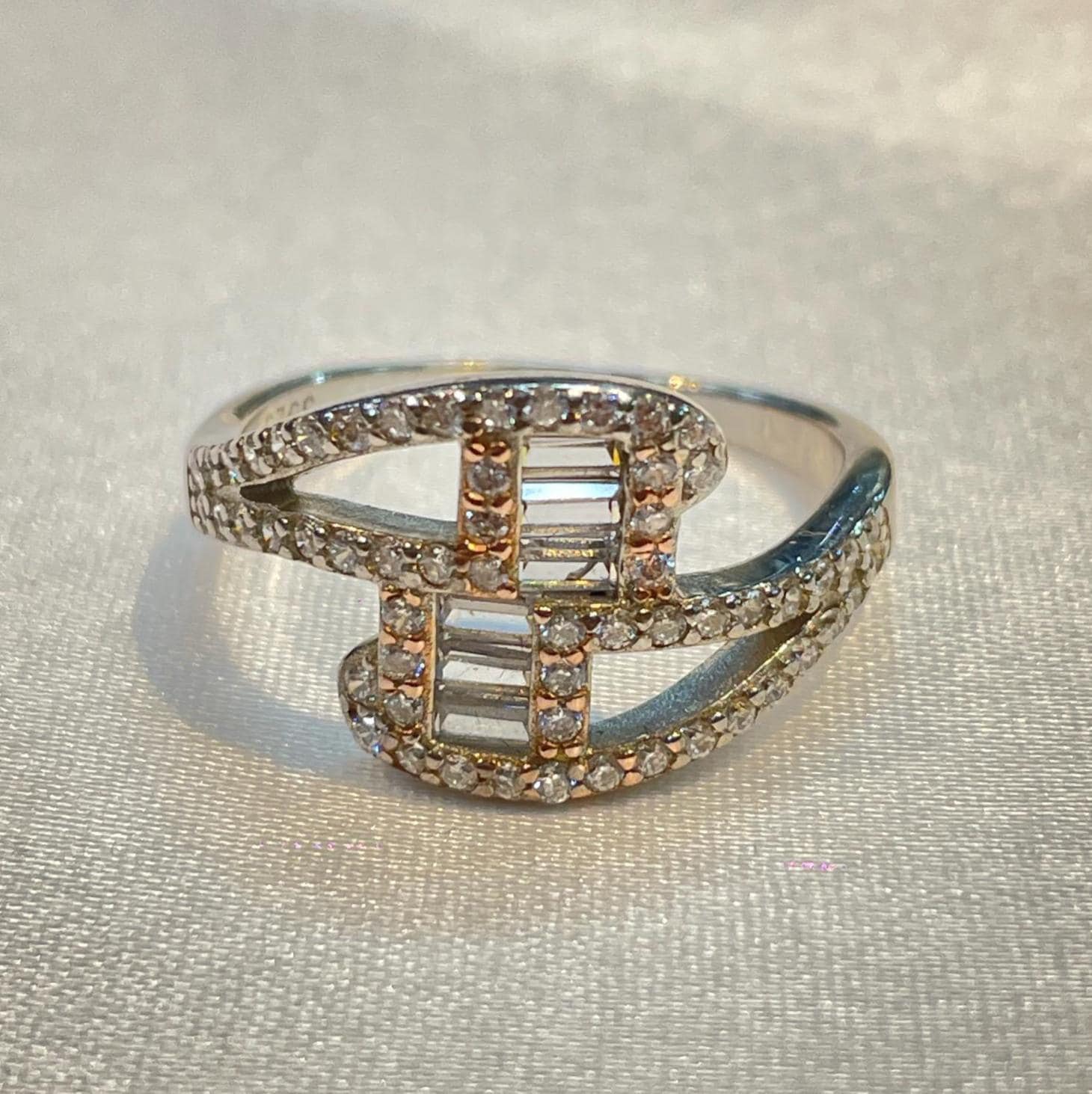 Geometric Designer Baguette Pavé Ring in 925 Sterling Silver Suvera Jewelery 925_Silver_Jewelry Anniversary_Gift Christmas_Gift Dainty_Ring Delicate_Ring Engagement_Band Gift_for_Her Proposal_Band Silver_Ring Sterling_Silver_Ring Unique_Ring