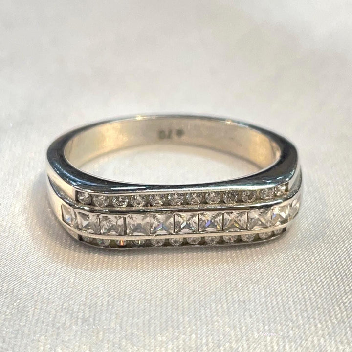 Eternity Prism Band Ring in Sterling Silver Suvera Jewelery 925_Silver_Ring Affordable_Gift Anniversary_Ring Birthday_Gift Channel_Set_Ring Chunky_Silver_Ring Delicate_Ring Fine_Jewelry Gift_for_Women Ring_for_Her Silver_Ring