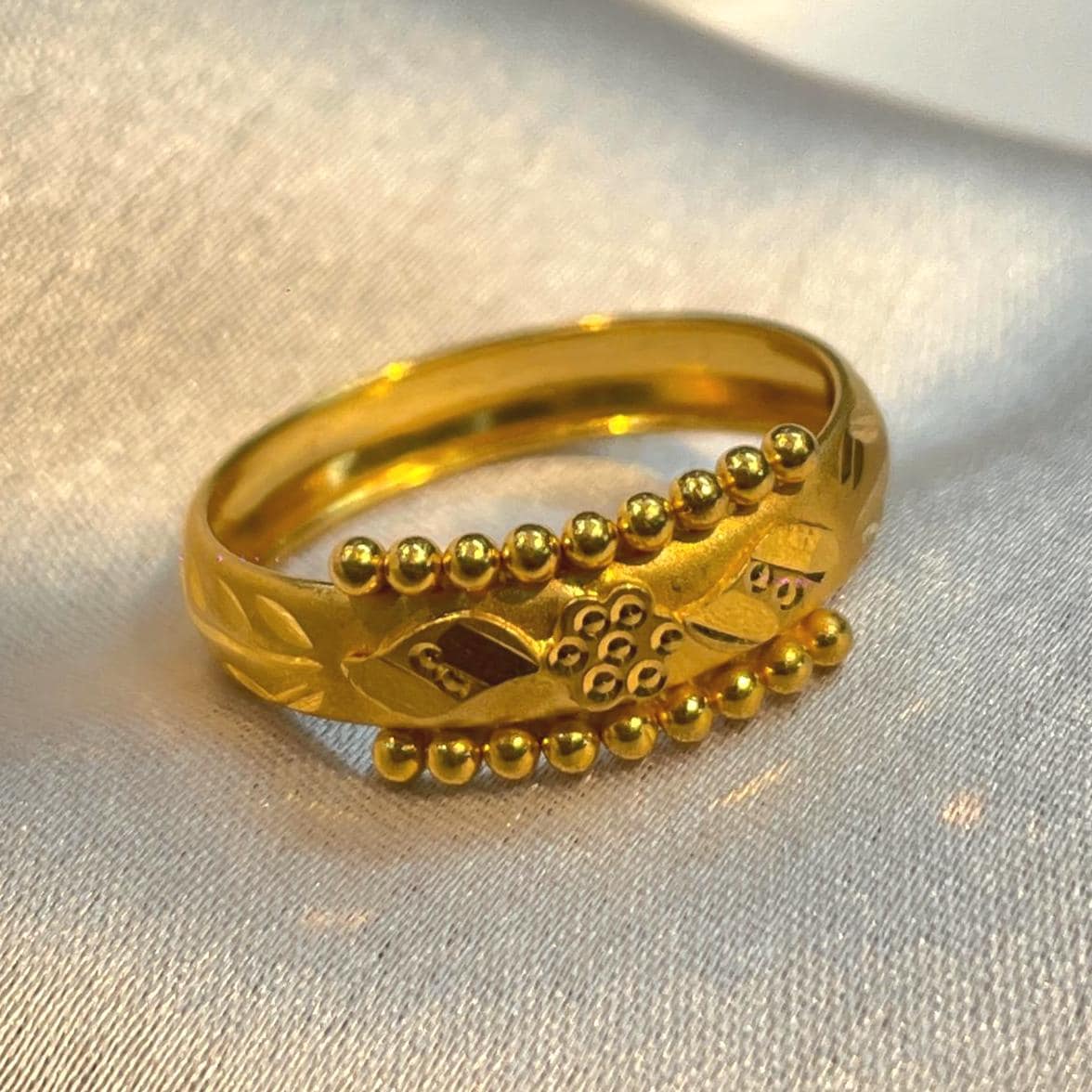 Maharani Bead Border Gold Ring Suvera Jewelery 14k_Gold_Ring 18k_Gold_Ring Anniversary_Ring Christmas_Gift Chunky_Ring Diamond_Ring Engagement_Gift Gold_Ring Gold_Ring_Women Open_Wedding_Band Statement_Ring Vintage_Gold_Ring Women's_Ring
