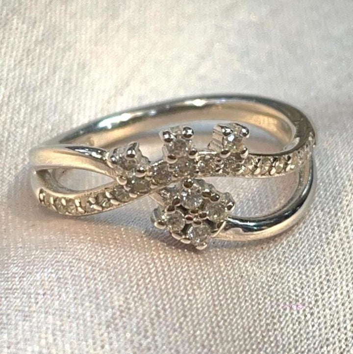 Sterling Silver CZ Diamond Cluster Ring, Split Band Promise Ring Suvera Jewelery 925_Silver_Jewelry Anniversary_Gift Christmas_Gift Dainty_Ring Delicate_Ring Engagement_Band Gift_For_Her Proposal_Band Silver_Ring Sterling_Silver_Ring