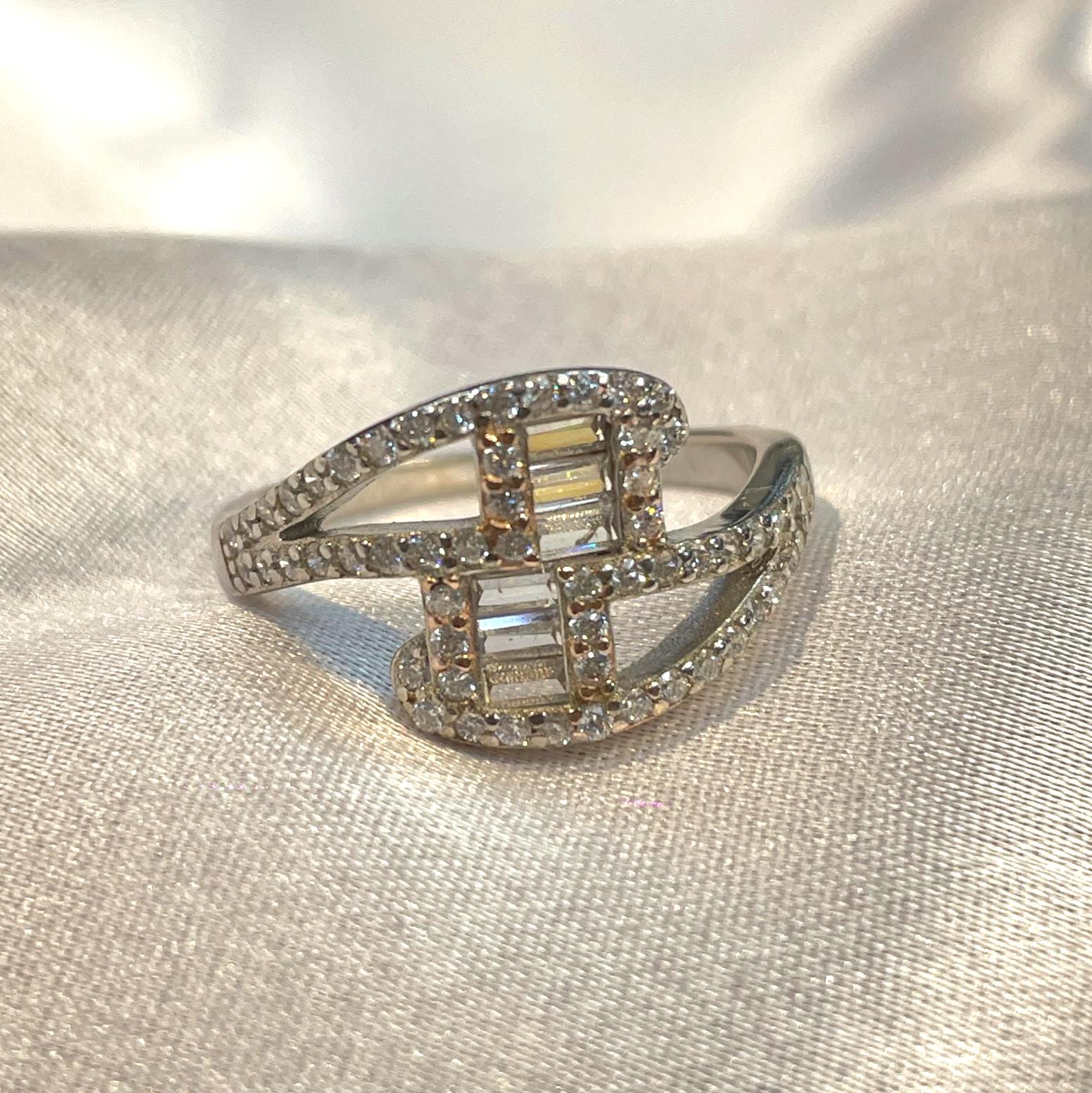 Geometric Designer Baguette Pavé Ring in 925 Sterling Silver Suvera Jewelery 925_Silver_Jewelry Anniversary_Gift Christmas_Gift Dainty_Ring Delicate_Ring Engagement_Band Gift_for_Her Proposal_Band Silver_Ring Sterling_Silver_Ring Unique_Ring