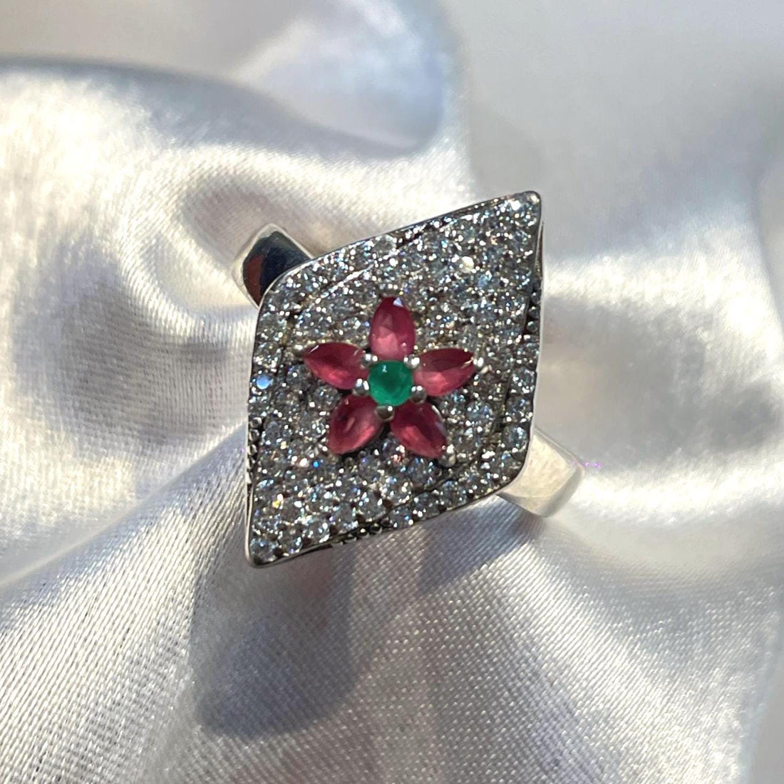 Ruby & Emerald Floral Diamond Kite Ring in White Gold Finish Suvera Jewelery 925_Silver_Ring Birthday_Gift Dainty_Silver_Ring Diamond_Ring Engagement_Ring Gift_for_Her Handmade_Jewelry Minimalist_Jewelry Personalized_Gift Promise_Ring