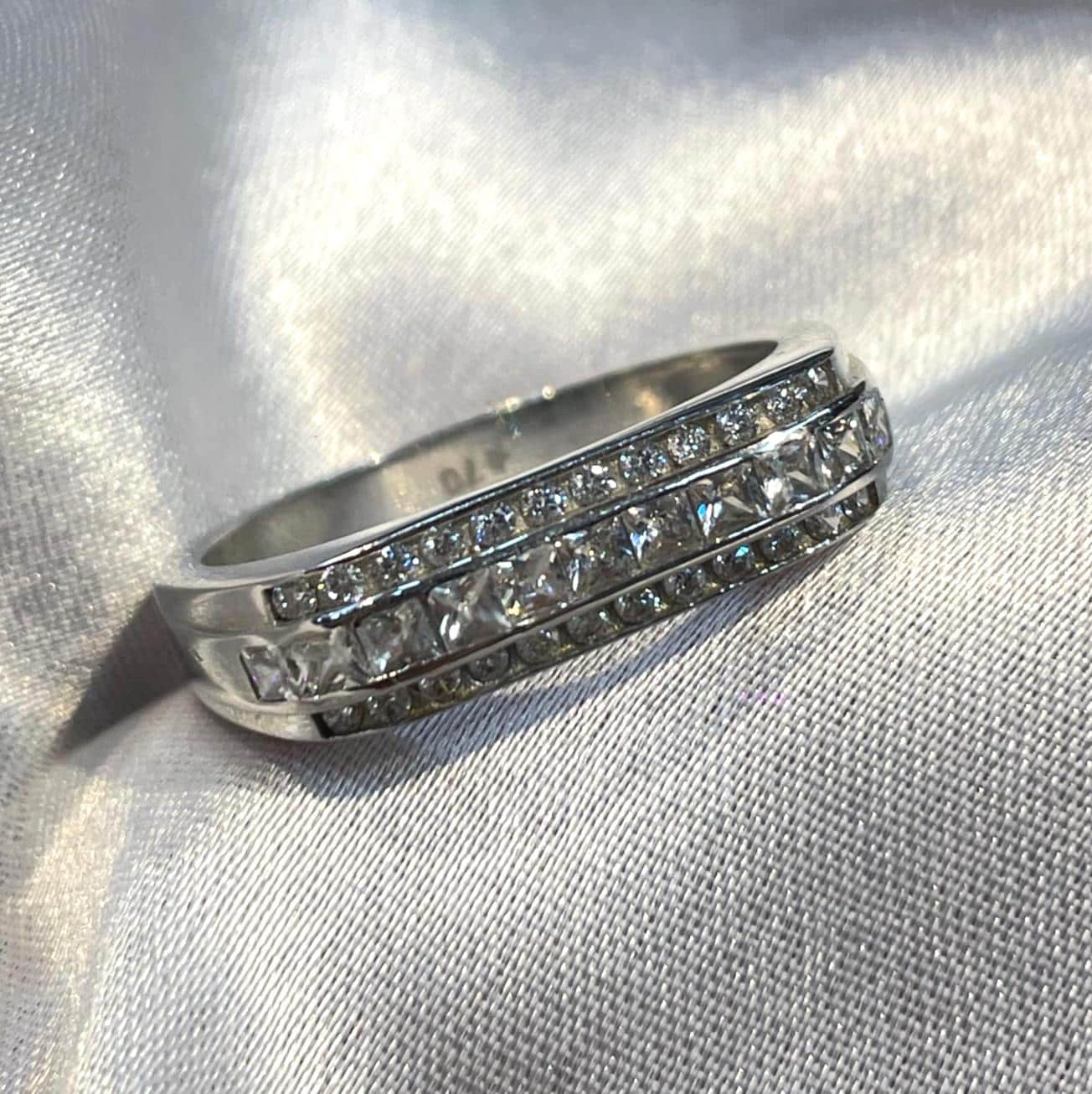 Eternity Prism Band Ring in Sterling Silver Suvera Jewelery 925_Silver_Ring Affordable_Gift Anniversary_Ring Birthday_Gift Channel_Set_Ring Chunky_Silver_Ring Delicate_Ring Fine_Jewelry Gift_for_Women Ring_for_Her Silver_Ring