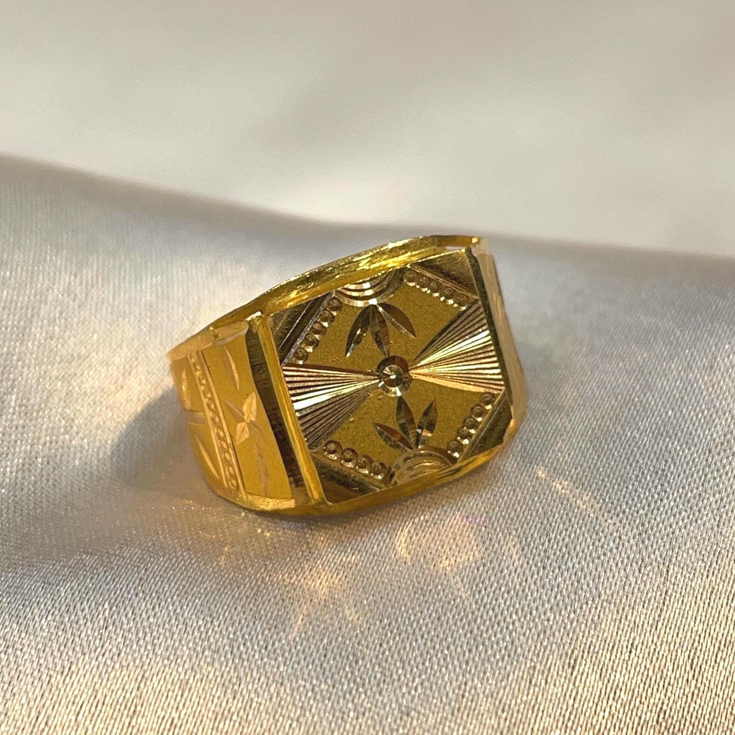 Maharaja Hexa Motif Gold Ring Suvera Jewelery 14k_Gold_Ring 18k_Gold_Ring Anniversary_Ring Birthday_Ring Christmas_Gift Chunky_Ring Diamond_Ring Engagement_Gift Gold_Ring Gold_Ring_Women Open_Wedding_Band Vintage_Gold_Ring Women's_Ring